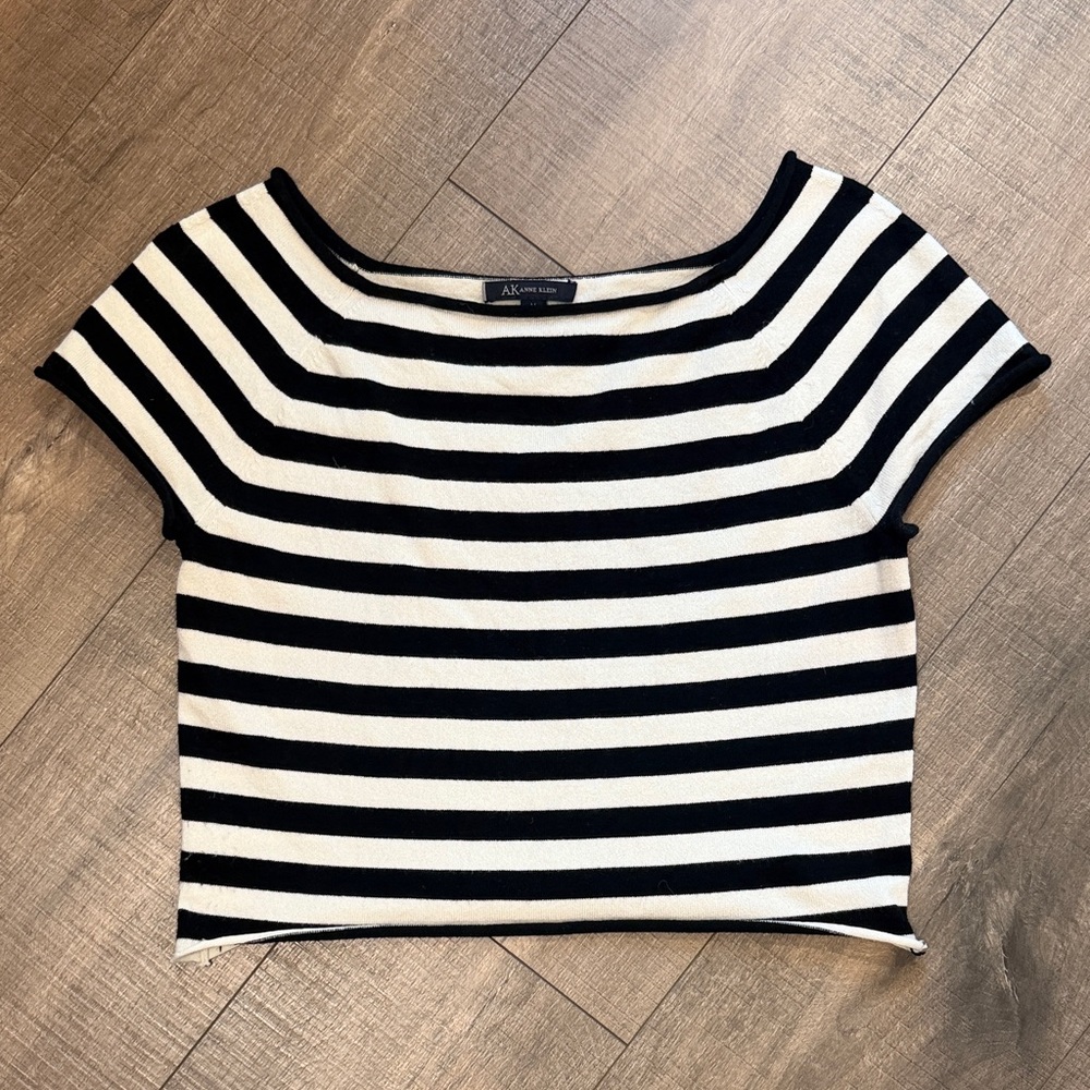 Anne Klein Black and White Striped Crop Top